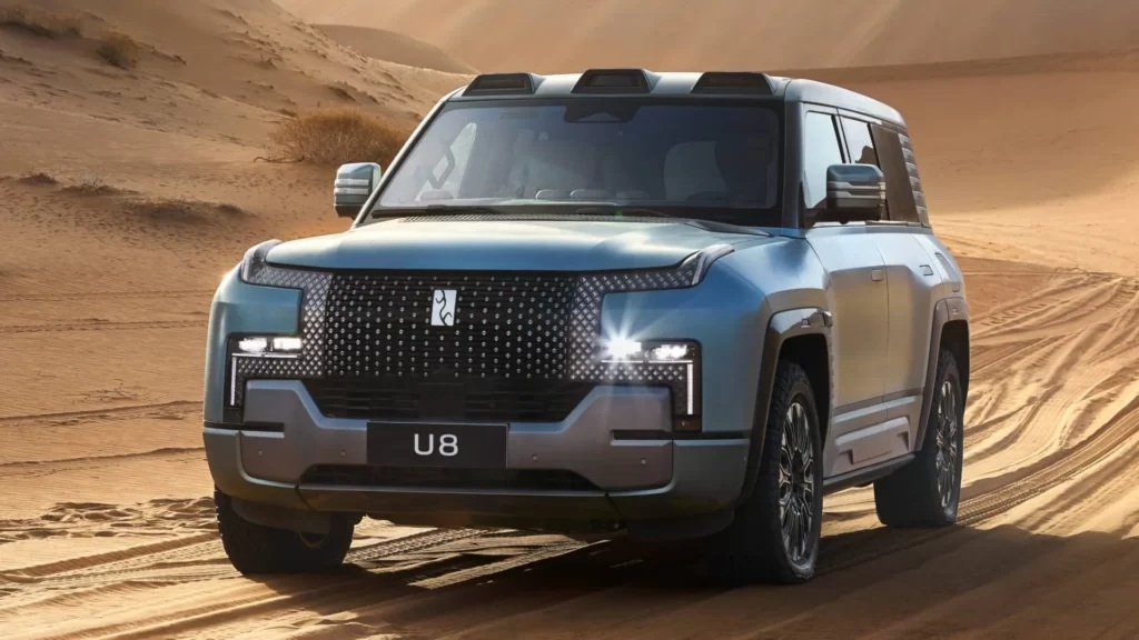 صراع العمالقة على الرمال الخليجية: أقوى سيارات SUV في 2025 بين الفخامة والاقتصادية