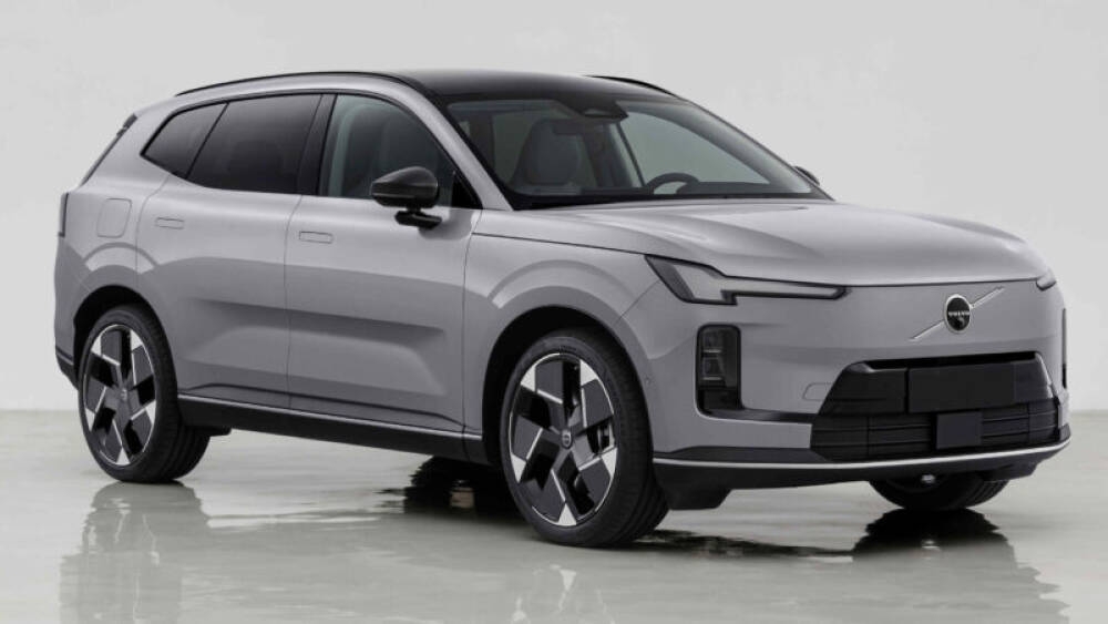 تسريب صور و مواصفات فولفو XC70 الجديدة كليا