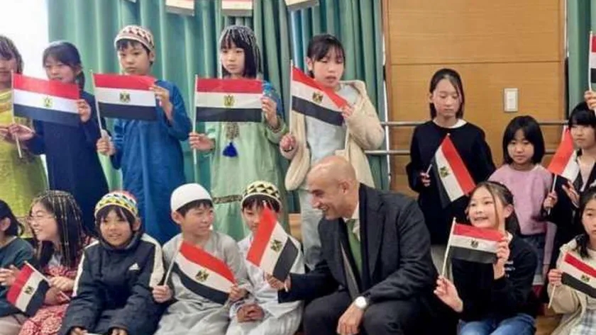 وزير التعليم يزور عددا من المدارس اليابانية