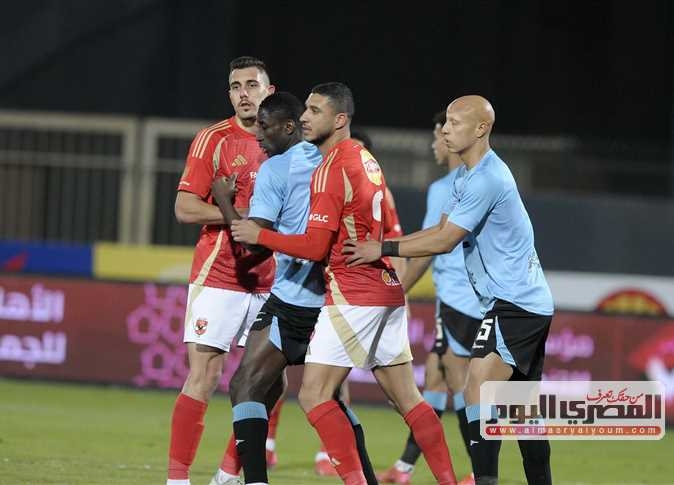 مدافع غزل المحلة معلقًا على الفوز أمام المصري: أمامنا مباريات صعبة في الدوري