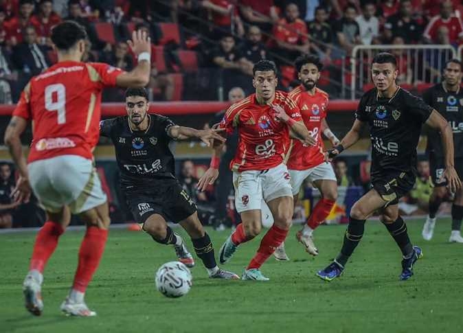 نجم الأهلي السابق: مباراة القمة «حياة أو موت» للزمالك