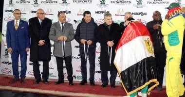 محافظ الإسماعيلية يشهد المباراة النهائية لبطولة أفريقيا لأندية الهوكي