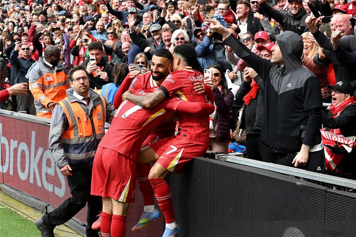 محمد صلاح: الوضع أسوأ على مقاعد البدلاء.. ومدينون بشئ ما لجماهير ليفربول