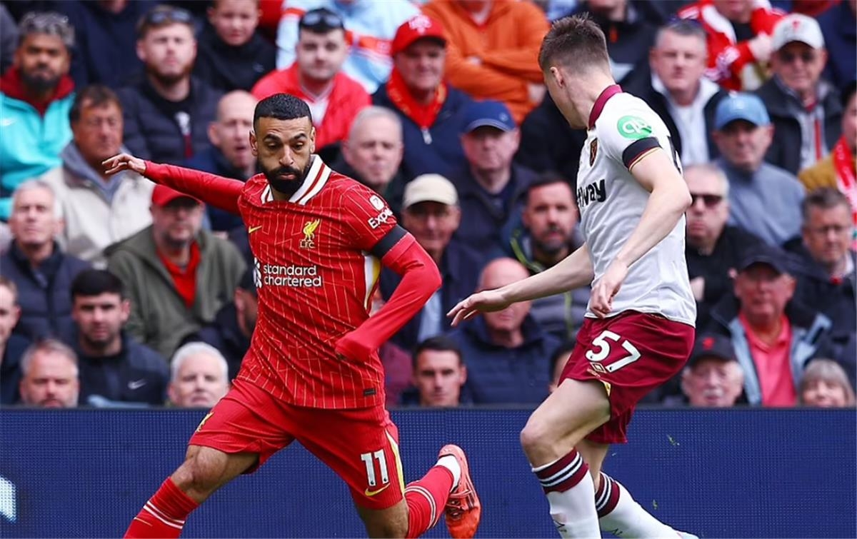 كاراجر: محمد صلاح يلعب كما لو كان يتدرب.. وما فعله أمام لاعب وست هام لن يُنسى