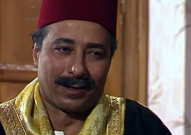 يسري الفخراني: صلاح السعدني غيّر الصورة النمطية للعمدة في «ليالي الحلمية»