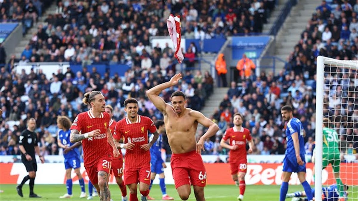 رجل مباراة ليفربول وليستر سيتي في الدوري الإنجليزي