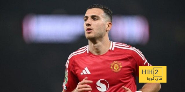 دالوت: الضغط في مانشستر يونايتد دائم.. والدوري الأوروبي طريقنا إلى الأبطال!