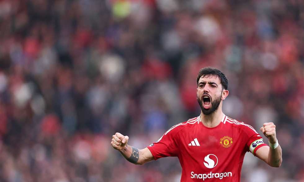 برونو فيرنانديز لاعب العام في مانشستر يونايتد