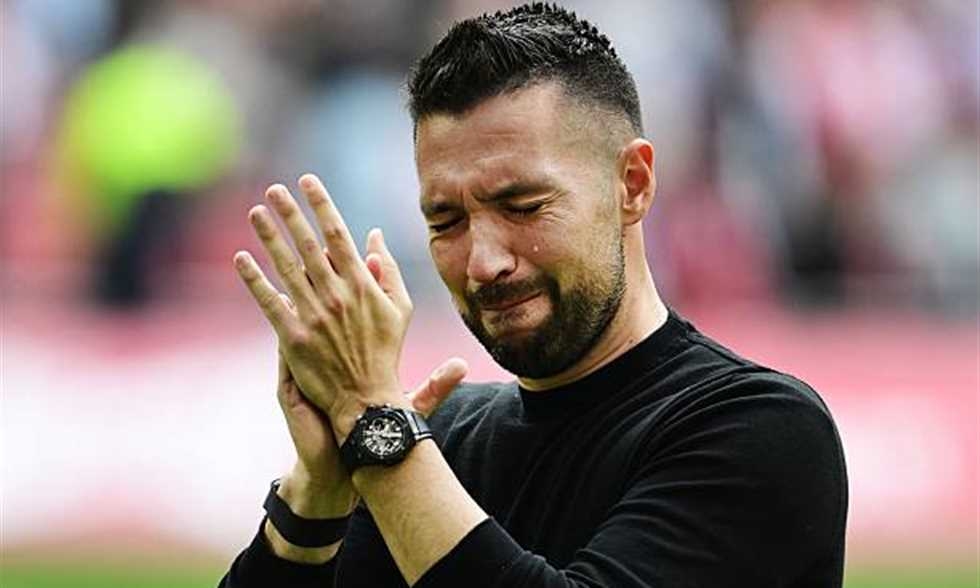 بعد خسارة لقب الدوري.. فاريولي يرحل عن تدريب أياكس بناء على رغبته