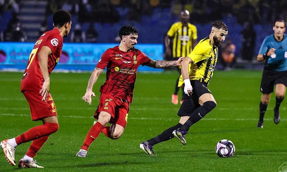 انتهت نهائي كأس السعودية - القادسية (1)-(3) اتحاد جدة.. الكأس في قبضة النمور