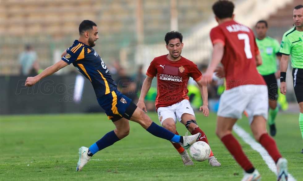 شكري: مازلت لاعبا في سيراميكا.. ولم يتواصل معي أحدا من الأهلي