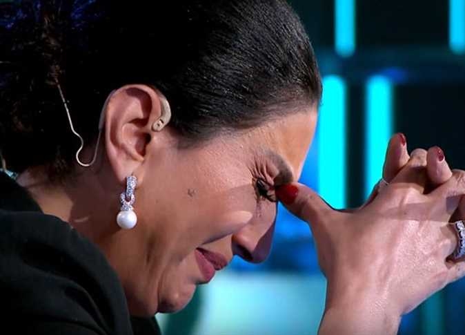 وفاء عامر تبكي على الهواء بعد أزمة التشهير بها: «هبعد عن التيك توك نهائيًا»