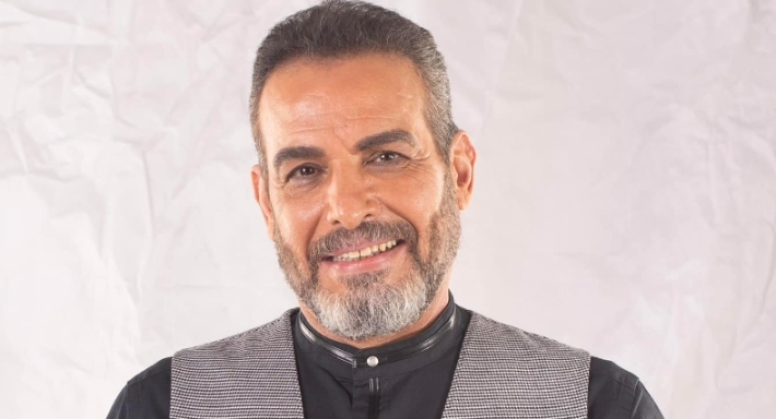 أحمد عبد العزيز عن واقعة رفضه مصافحة معجب: حملة وراها لجان