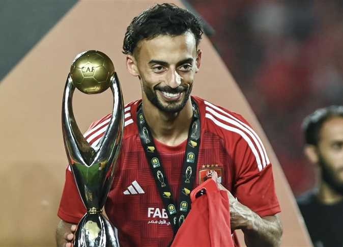 بعد عرض الـ 30 مليونًا.. مصدر في الأهلي يفجر مفاجأة بشأن عبدالقادر (تفاصيل)