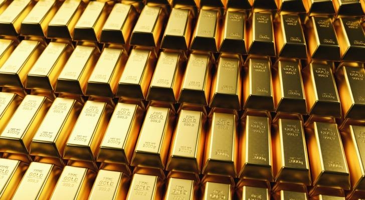 الذهب يحقق مكاسب أسبوعية عالميا متأثرا بالرسوم الجمركية الأمريكية