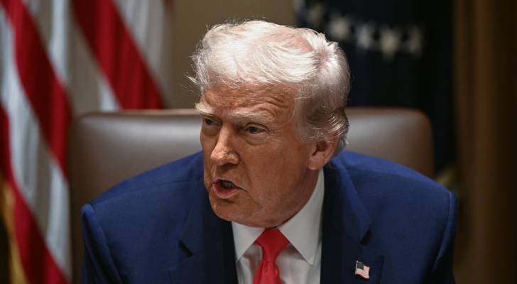ترمب يطالب الكونغرس تثبيت التوقيت الصيفي دائمًا في الولايات المتحدة