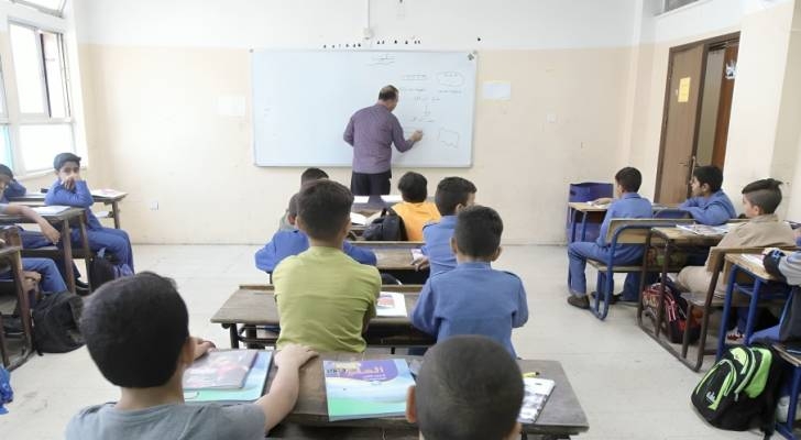 خبير تربوي يوجه نصائح للطلبة وأهاليهم عبر "رؤيا" لتجنب التوتر والحصول على أفضل اداء في الامتحانات النهائية