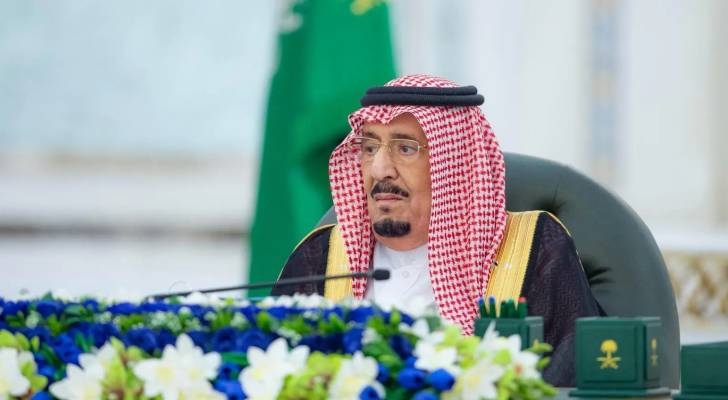 الملك سلمان بن عبد العزيز يشيد برفع العقوبات عن سوريا ويثمن نتائج زيارة ترمب إلى السعودية