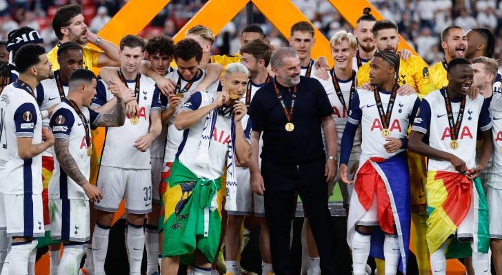 توتنهام يفاجئ مانشستر يونايتد ويتوج بطلاً لـ"يوروبا ليغ" بهدف قاتل
