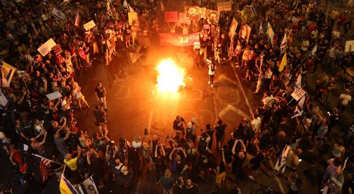 مواجهات بين شرطة الاحتلال ومتظاهرين في تل أبيب بعد تعيين رئيس جديد للشاباك