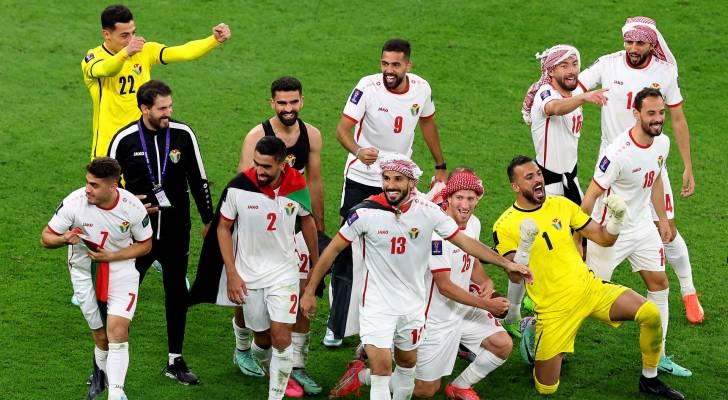 بعثة المنتخب الأردني تصل إلى السعودية استعداداً للحلم الكبير