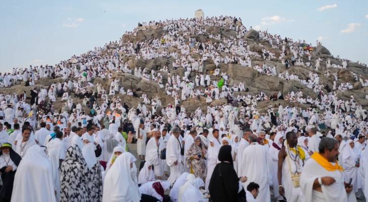 السعودية: غرامة مالية بـ 100 ألف ريال بحق من يأوي حاملي تأشيرات الزيارة بأنواعها