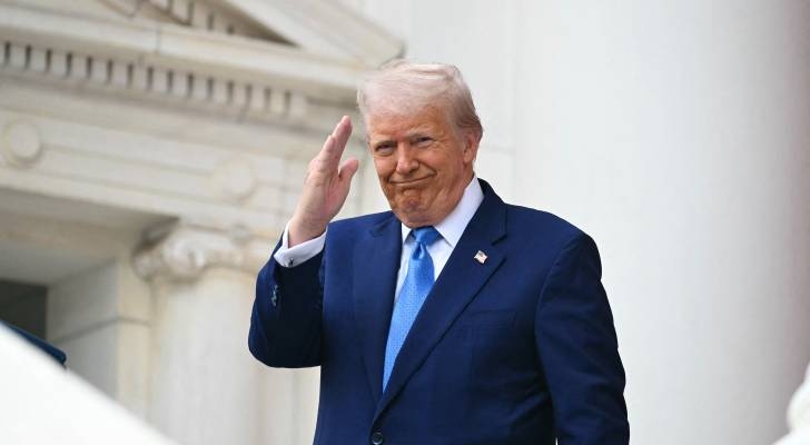 إعلام أمريكي: ترمب يدرس فرض عقوبات على روسيا لهذا السبب