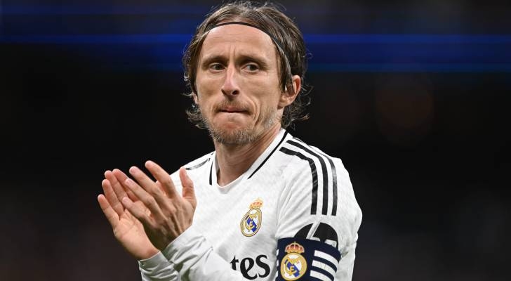 مودريتش يقترب من الانتقال إلى ميلان بعد رحيله عن ريال مدريد