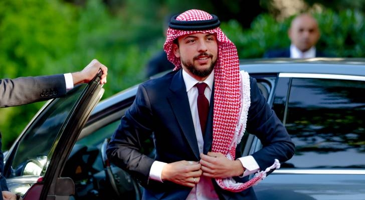 ولي العهد يتواصل هاتفياً مع لاعبي النشامى قبل لقاء المنتخب العٌماني ويؤكد على ثقة الأردنيين بهم