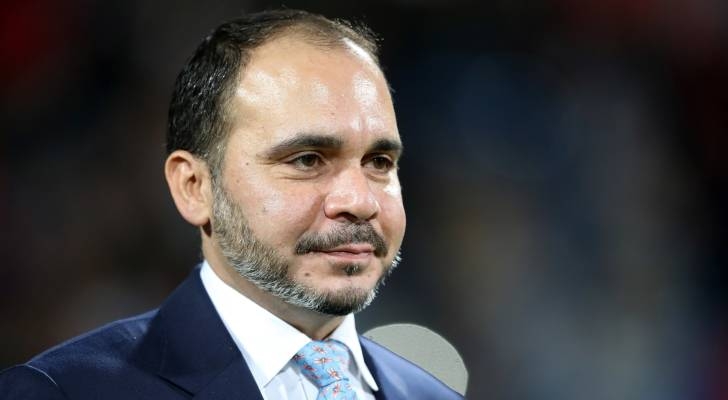 الأمير علي بن الحسين يلتقي لاعبي النشامى قبل المواجهة المصيرية أمام المنتخب العُماني