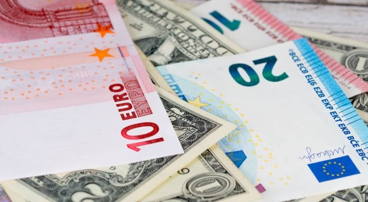 هل يشهد الجنيه الإسترليني انتعاشة جديدة أمام الدولار واليورو؟
