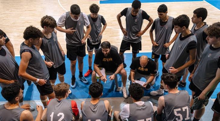 منتخب الناشئين لكرة السلة يبدأ معسكره في صربيا استعداداً لبطولة غرب آسيا