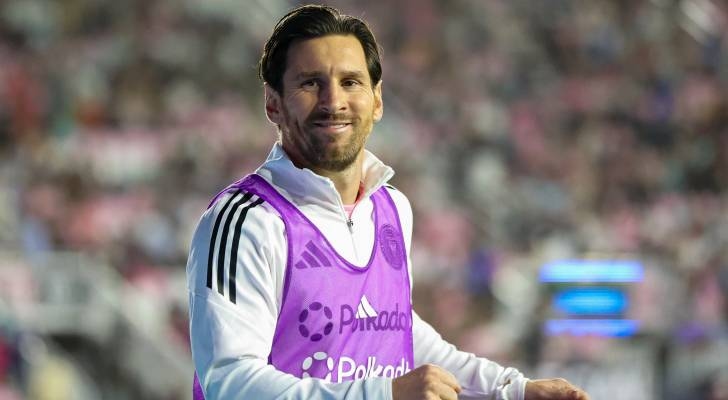 تقارير عالمية: ميسي يقترب من الدوري السعودي براتب خيالي يتفوق على رونالدو
