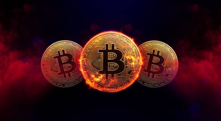 بيتكوين تشتعل.. العملة المشفرة تكسر حاجز 110 آلاف دولار وسط زخم سياسي وموجة شرائية مؤسسية