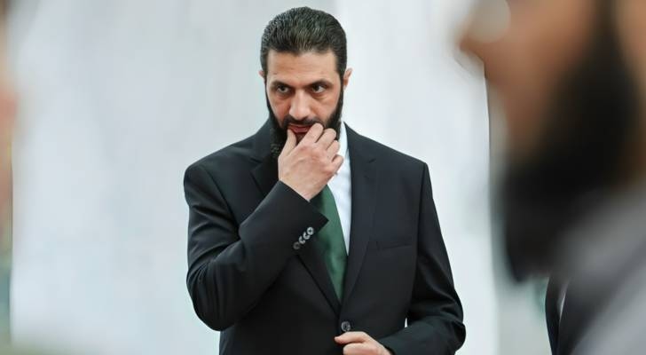 الشرع خلال إطلاق الهوية البصرية الجديدة: سوريا لا تقبل التجزئة ونبدأ معًا صفحة جديدة