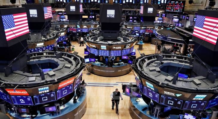 ارتفاع مؤشرات الأسهم الأميركية وتراجع سعر النفط إلى 67.05 دولار