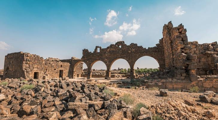 وزارة السياحة تخصص 500 ألف دينار لتأهيل موقع أم الجمال الأثري