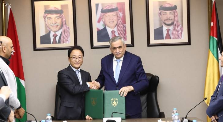 "سامسونج إلكترونيكس المشرق العربي" توقع مذكرة تفاهم مع الجامعة الأردنية لدعم وتوفير تعليم جامعي تقني وتكنولوجي