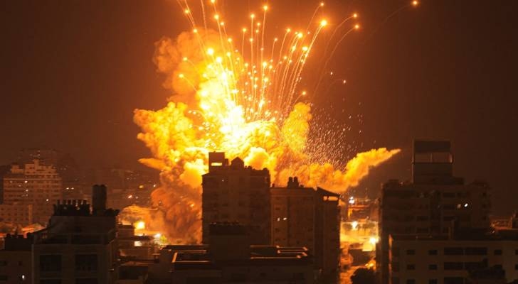 مصادر فلسطينية: 25 شهيداً ومفقودون في مجزرة جديدة للاحتلال بخان يونس جنوبي قطاع غزة