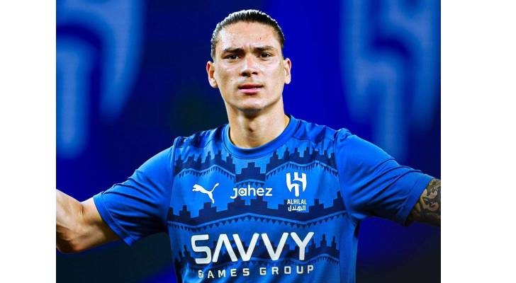 داروين نونيز يخضع للفحص الطبي تمهيداً لانضمامه إلى الهلال