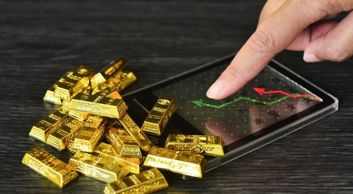 استقرار نسبي للذهب عند 3398.41 دولارًا للأونصة