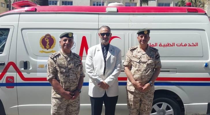 القوات المسلحة تتسلم سيارات إسعاف من منظمة "خِدمت" الباكستانية لدعم مرضى ومصابي غزة