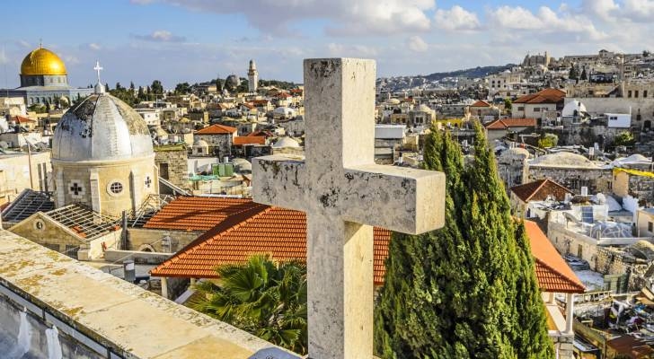 الأردن يدين اعتداءات الاحتلال الإسرائيلي على مسيحيّي القدس والتضييق عليهم