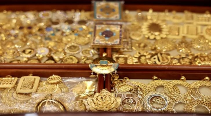 تعرف إلى أسعار الذهب و الليرات في الأردن الأحد