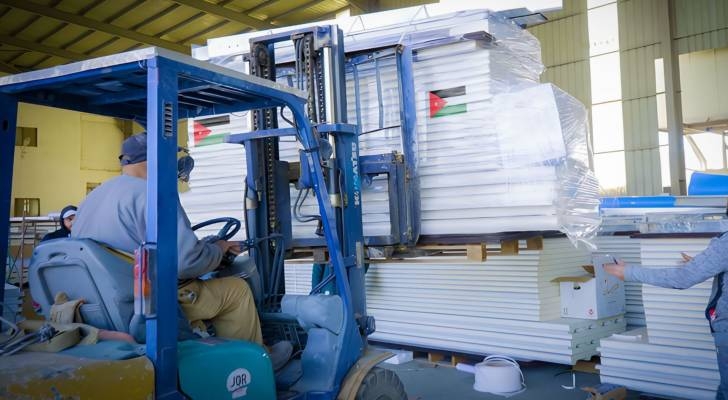 Jordan delivers ready-made homes to Gaza