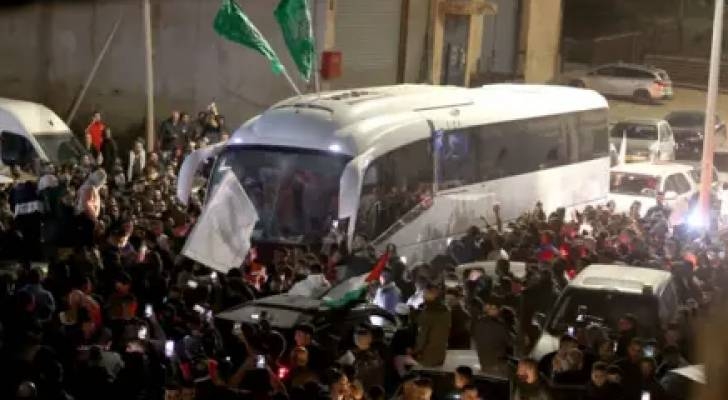 Release of Palestinian detainees begins after prolonged "Israeli" delay