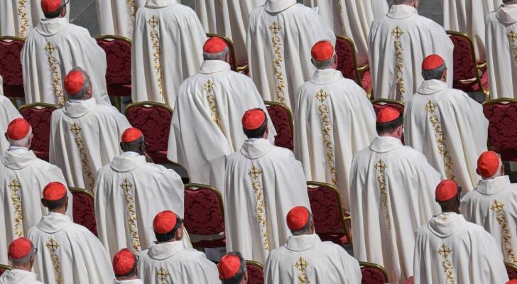 Vatican closes Sistine Chapel in preparation for papal conclave