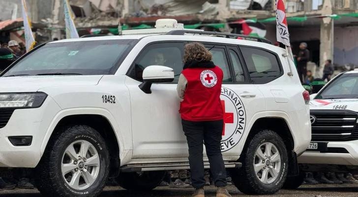 Red Cross en route to receive Edan Alexander