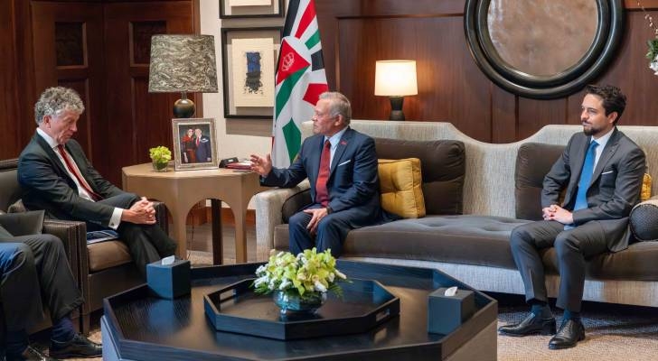 King receives UK National Security Advisor Jonathan Powell