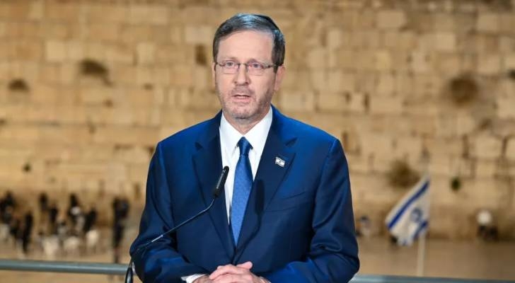'Israeli' President Herzog flees stadium after missile sirens sound